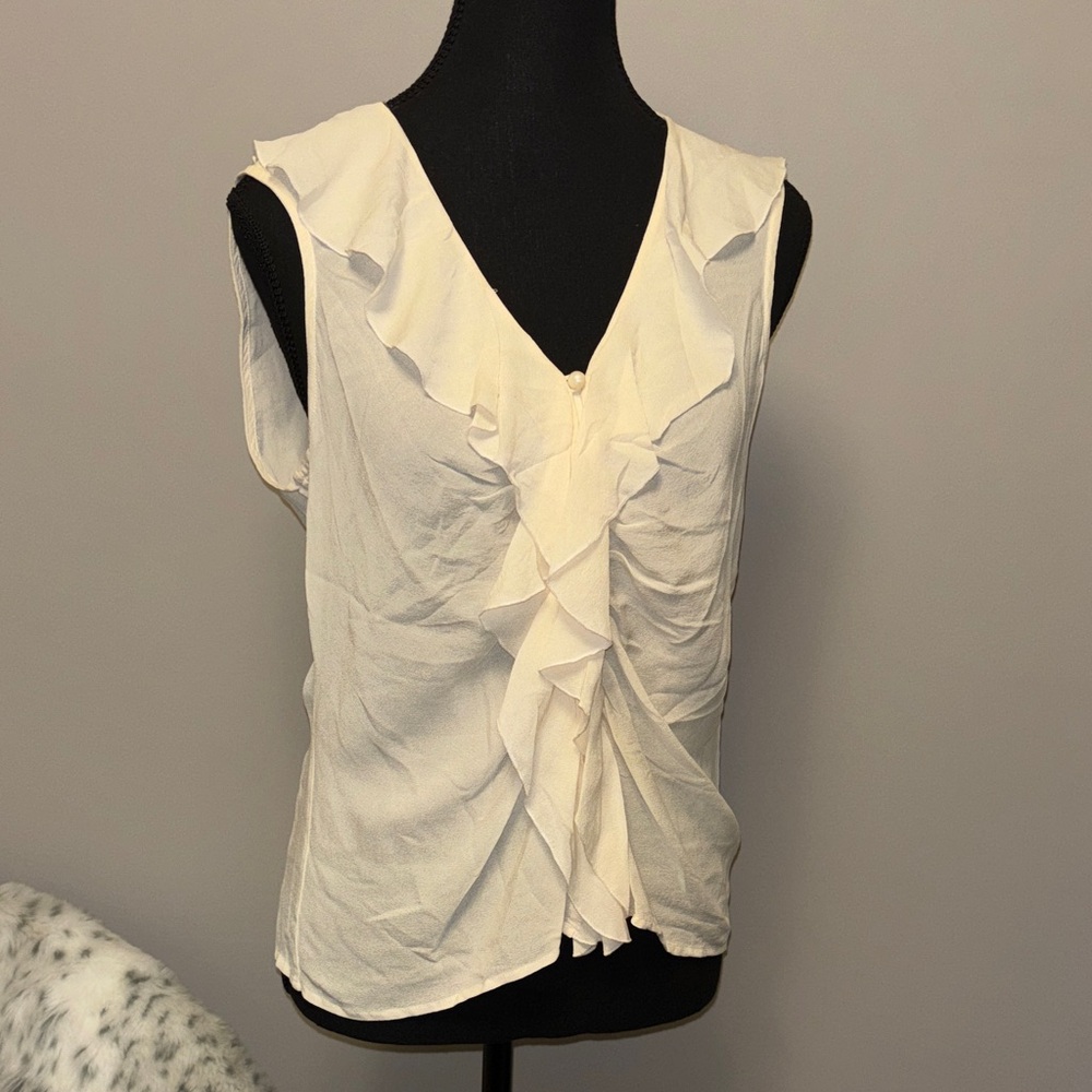 Josephine chaus Cream Ruffle V-Neck Top NWOT size 12